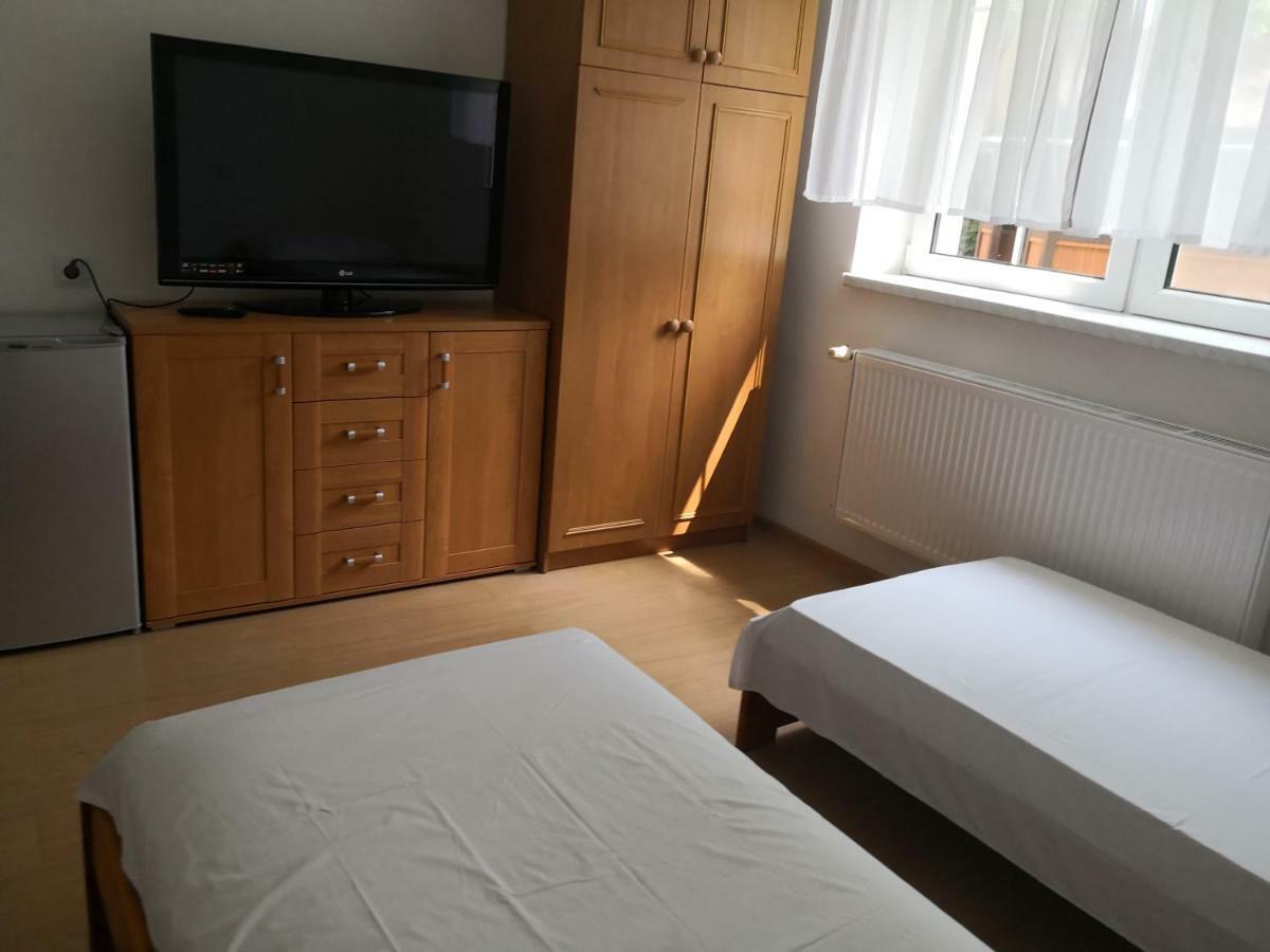 Las Dwa Trzy Ośno Lubuskie Exterior foto