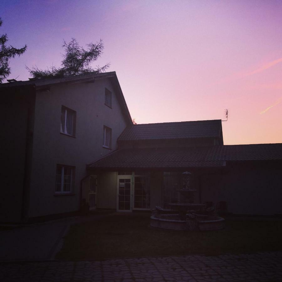 Las Dwa Trzy Ośno Lubuskie Exterior foto